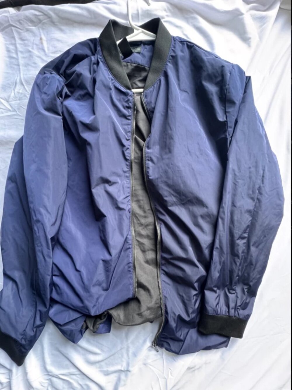 H&M Men’s Large Bomber Jacket Navy Blue Lightweight Zip Up Streetwear Nylon